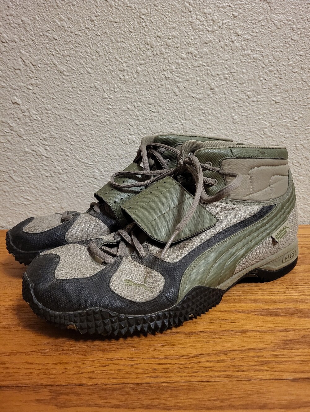 Puma Green/Gray/Black/Brown Lace-Up Shoe Size 10½